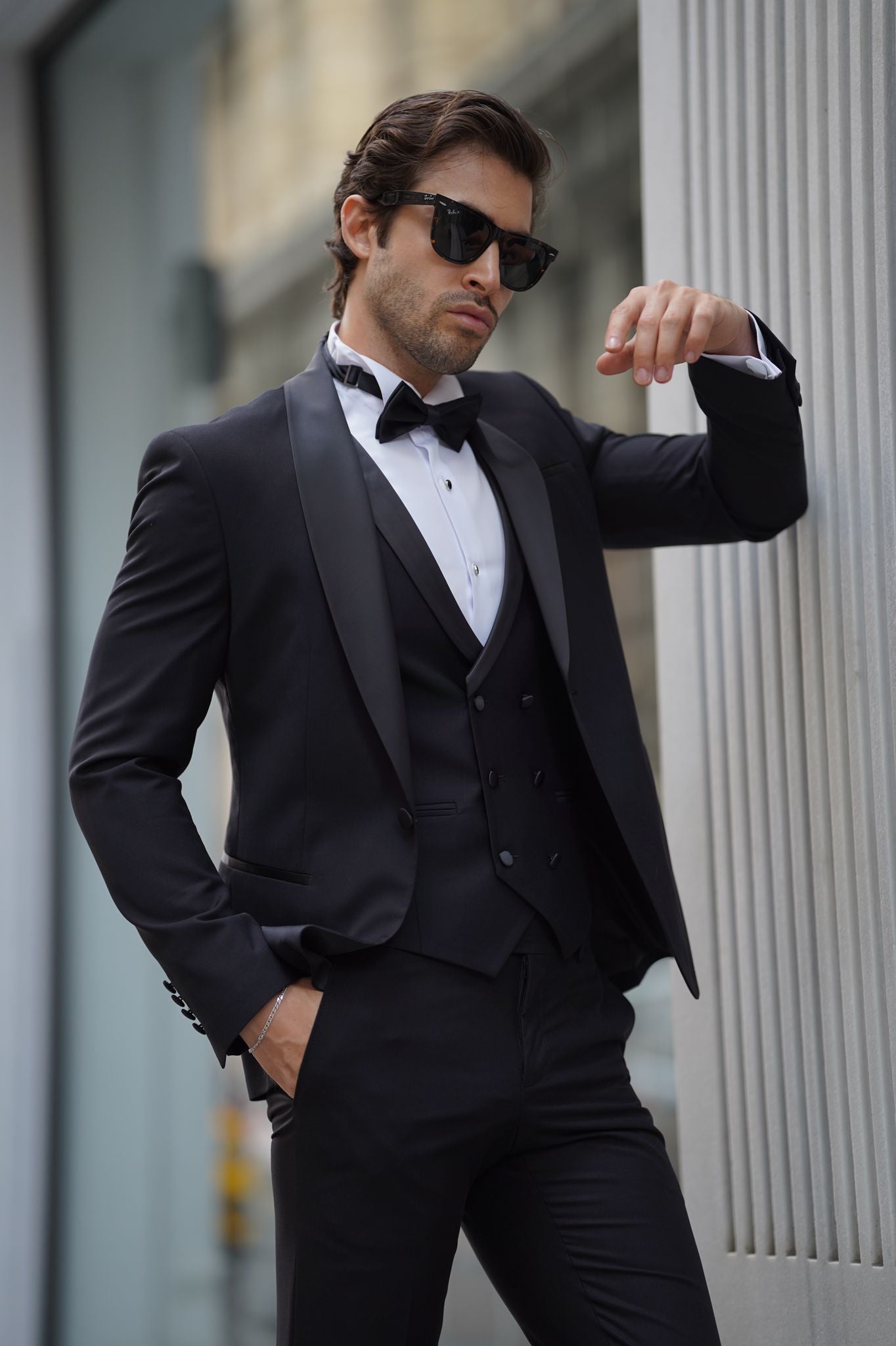 Giorgio Armani Classic Tuxedo Suit - Farfetch